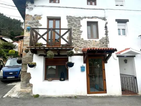 Chalet adosado en Barrio Ontón