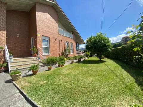 Chalet en calle Tresagua