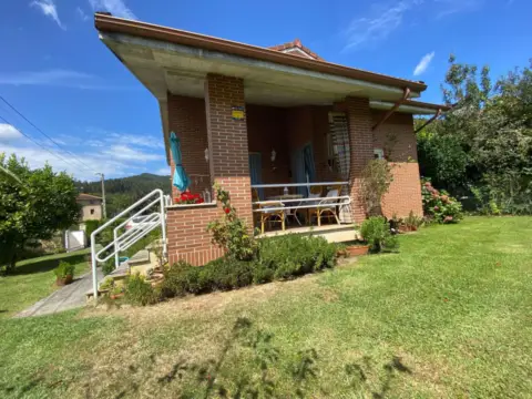 Chalet en calle Tresagua