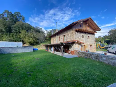 Chalet en calle Samano