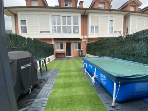 Chalet adosado en Barrio de Rioseco