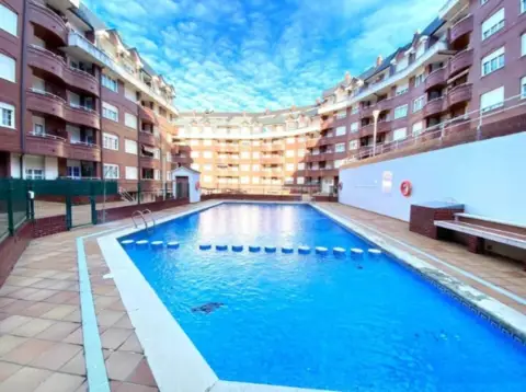 Piso en calle de Teresa de Calcuta