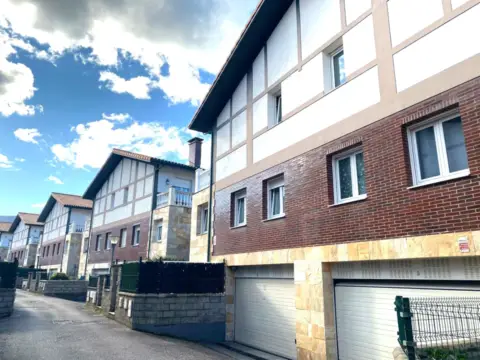 Chalet en calle Samano