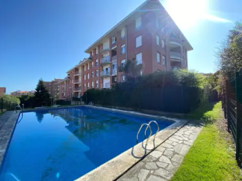 Piso en calle de la Vía