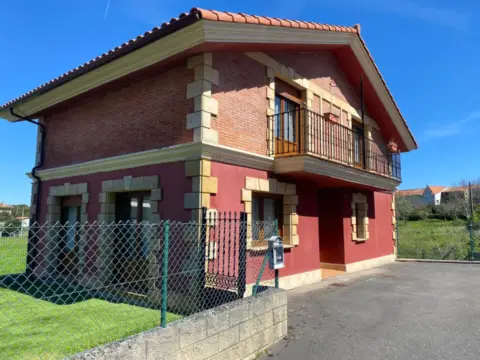 Casa en calle Islares