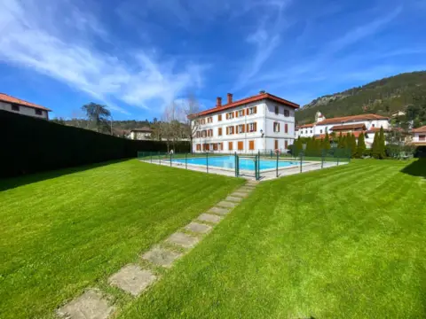 Dúplex en calle Mioño