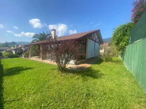 Chalet unifamiliar en calle Magdalena