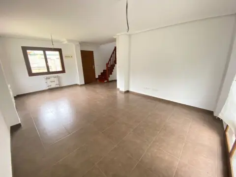 Chalet unifamiliar en calle Otañes