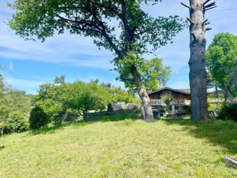 Chalet en Carretera de Hombreiro