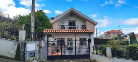 Casa unifamiliar en calle San Cibrao Das Viñas