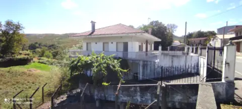 Casa unifamiliar en calle Muiños