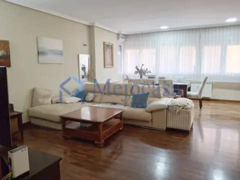 Piso en calle de Aleixandre