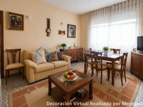 Chalet adosado en calle de Vicente Baena