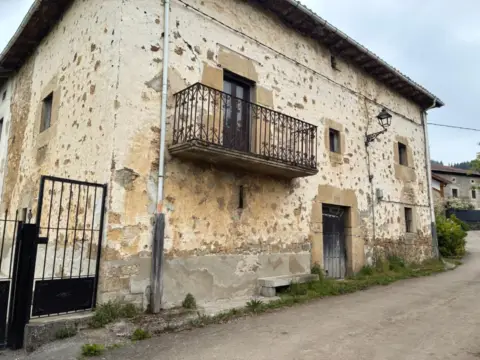 Casa en Poblado de Caniego