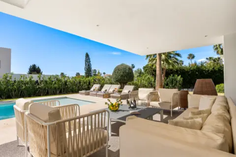 Casa en calle del Paraíso, 1