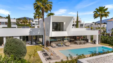 Casa en calle del Paraíso, 1