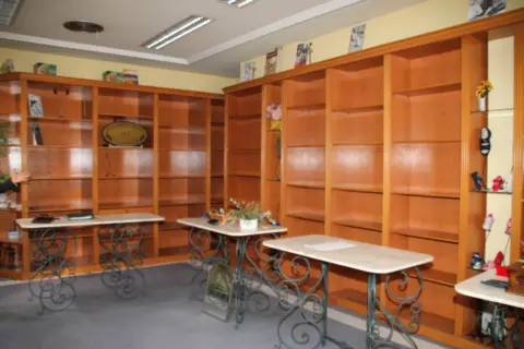 Local comercial en calle de la Rúa de Dato, 12