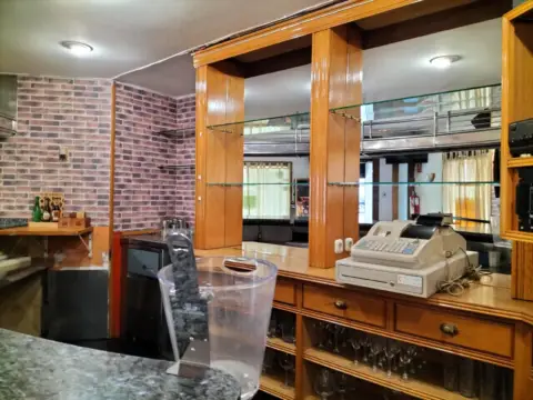 Local comercial en calle Baratzategui