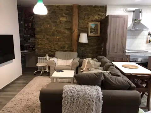 Piso en calle de Eskalantegi, 46