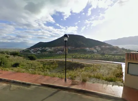Terreno en calle Minerva