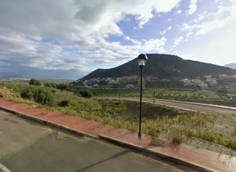 Terreno en calle Minerva