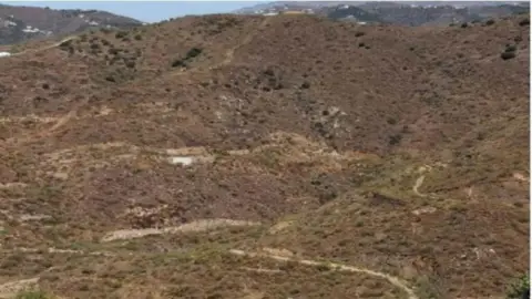 Terreno en calle Cerro Lago