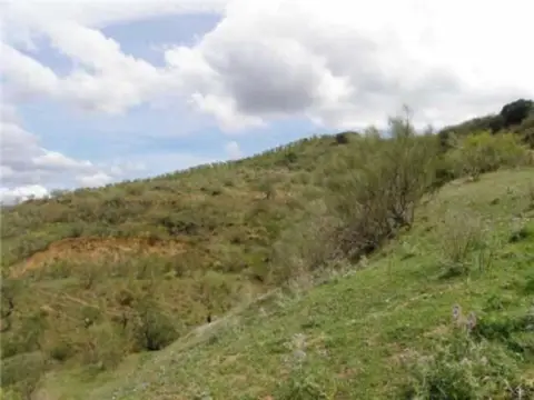 Terreno en calle de La Dehesilla