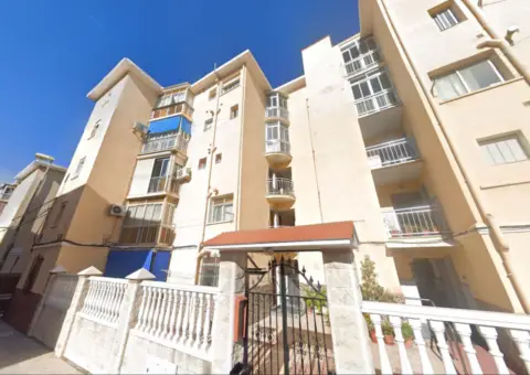 Piso en calle Ingeniero Díaz Pettersen, 1