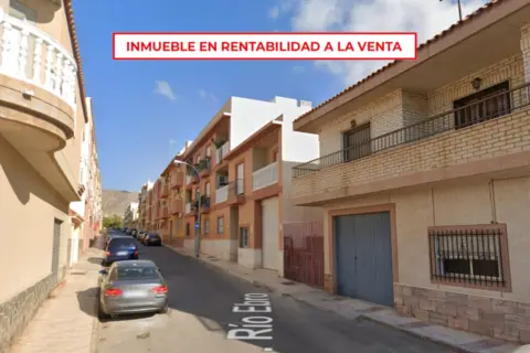 Piso en calle del Río Ebro, 48