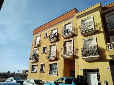 Piso en calle Rafael Alonso