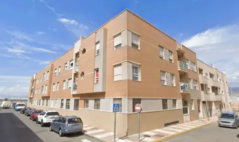 Piso en calle Paterna del Río
