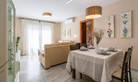 Piso en calle Azucena, 1