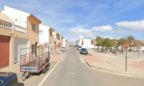 Casa adosada en calle de Fernando de Magallanes