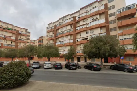 Piso en Plaza Eugenio Hermoso