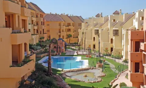 Piso en Urbanización Duquesa Village, 1