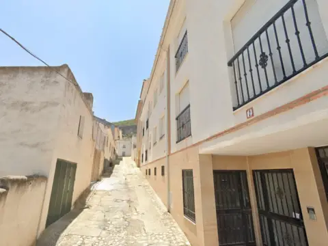Edificio en calle de San Antonio, 2