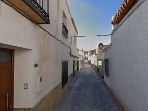 Casa en calle Cervantes, 7
