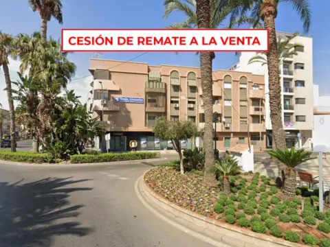 Local comercial en Avenida de Roquetas de Mar, 65