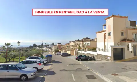 Chalet adosado en calle Pitágoras, 21
