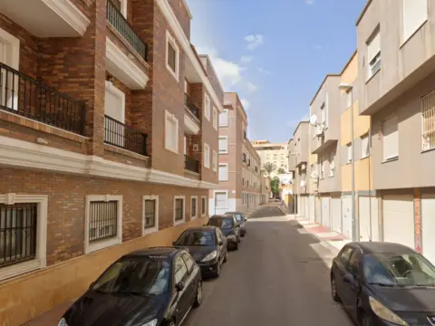 Piso en calle de Sierra de Almagrera