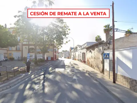 Nave industrial en Plaza de la Cruz de Mayo, 3