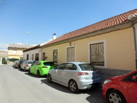 Casa adosada en calle Pío XII