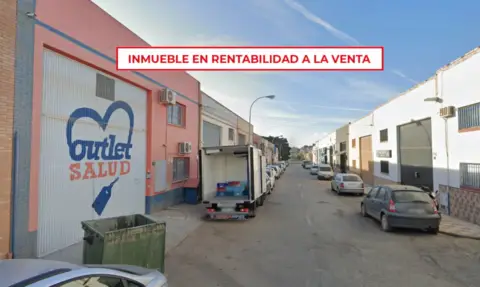 Nave industrial en calle Lisboa
