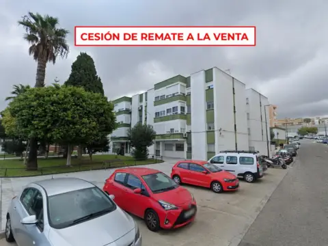 Piso en calle Ángel García López