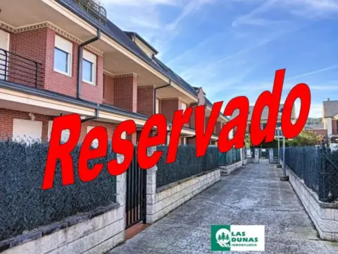 Dúplex en calle Mortera