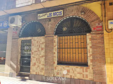 Local comercial en calle de la Dársena, 2