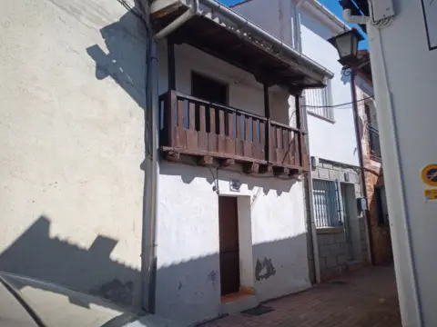 Casa rústica en Plaza del Teniente López Salcedo, 8