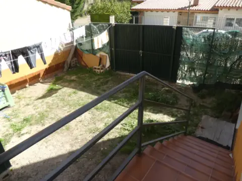 Casa pareada en Carretera de la Mansilla