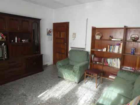 Casa unifamiliar en calle Marichica, nº 1