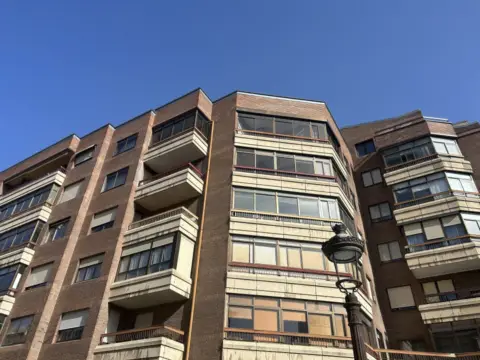 Piso en calle del Hospital Militar, 16